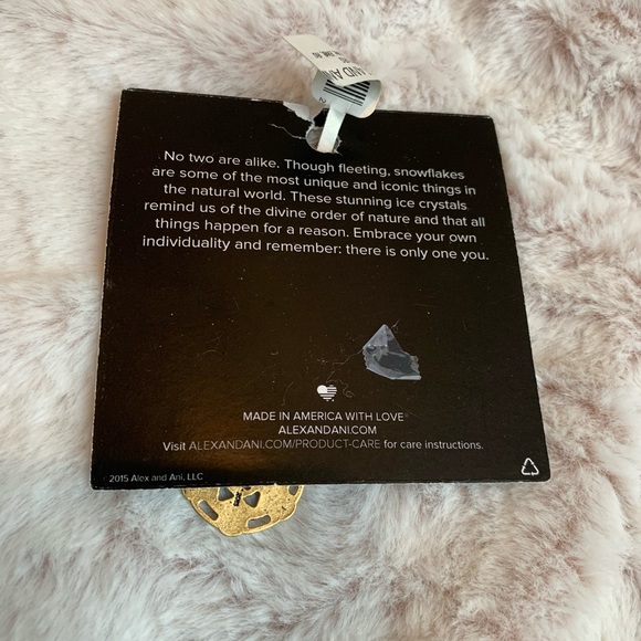 NIB Alex and Ani snowflake charm bangle - Picture 3 of 5